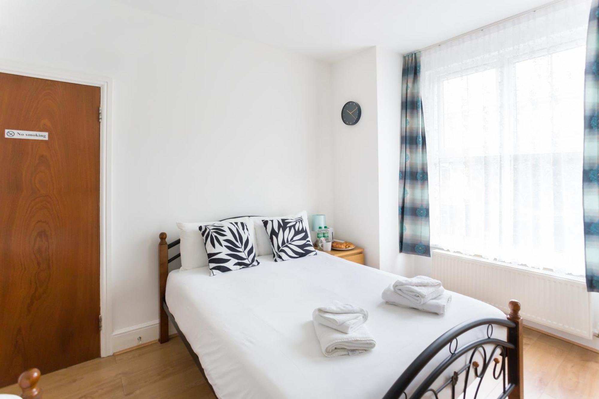 Wood Green Budget Rooms - Next To Mall & Metro Station - 10 Min To City Center Λονδίνο Εξωτερικό φωτογραφία