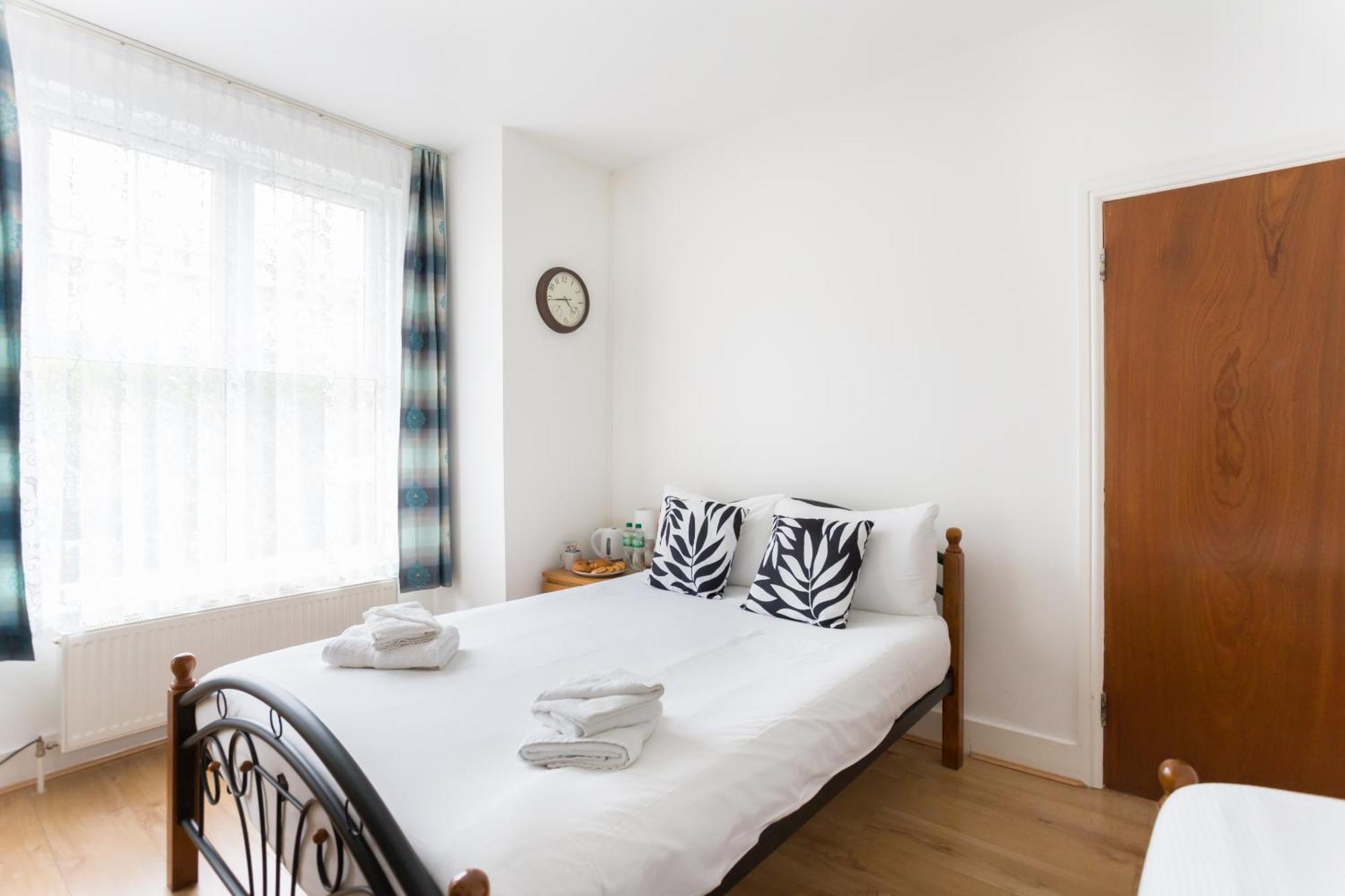 Wood Green Budget Rooms - Next To Mall & Metro Station - 10 Min To City Center Λονδίνο Εξωτερικό φωτογραφία